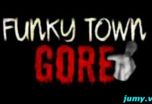 Funky Town Gore Futbol Video