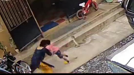 Kid And His Mom CCTV Video: Unveiling the Viral Twitter Phenomenon